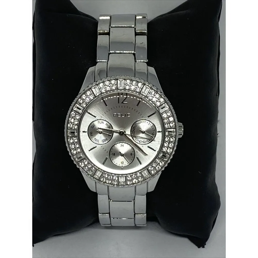 Relic Sophia ZR15739 Women Silver Stainless Steel Analog Dial Quartz Watch WO441